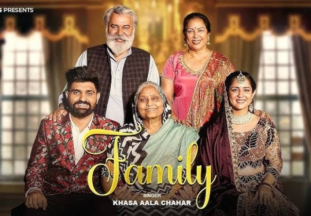 Family (Khasa Aala Chahar)